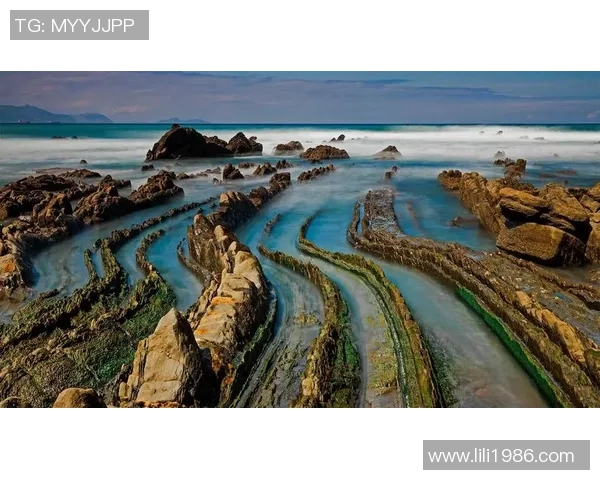 全球足球巨星齐聚一堂4K超清大合照壁纸展现传奇风采 全球足球巨星齐聚一堂4K超清大合照壁纸展现传奇风采